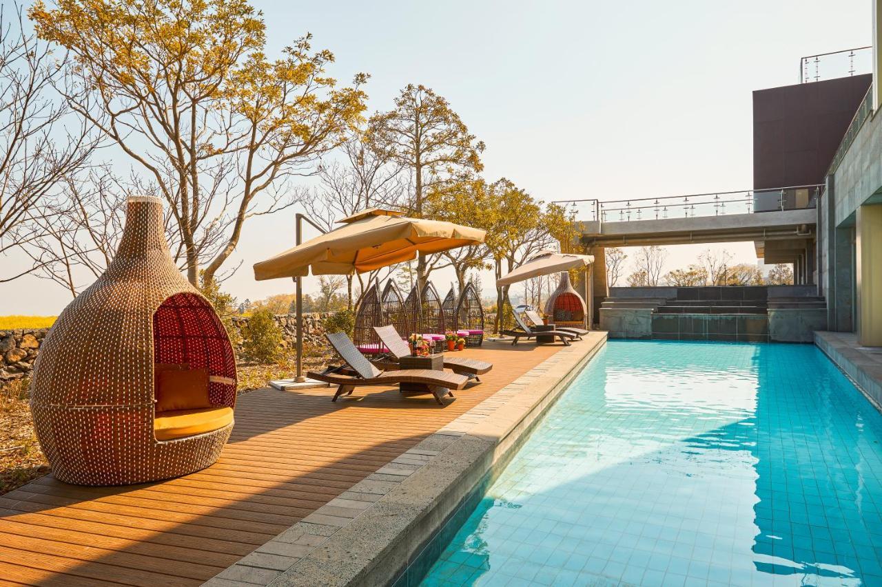 Camphortree Hotel And Resort 済州市 エクステリア 写真