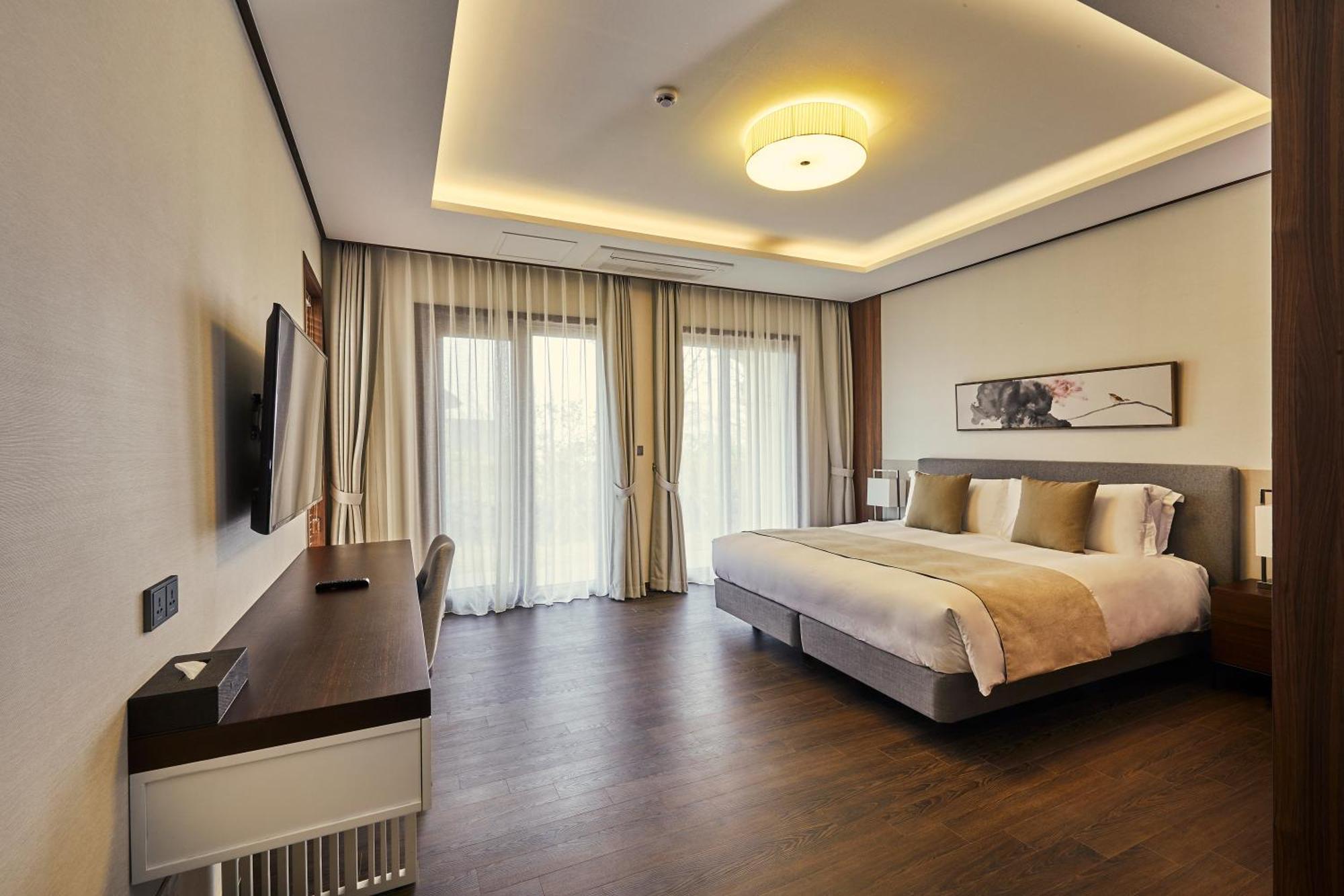 Camphortree Hotel And Resort 済州市 エクステリア 写真