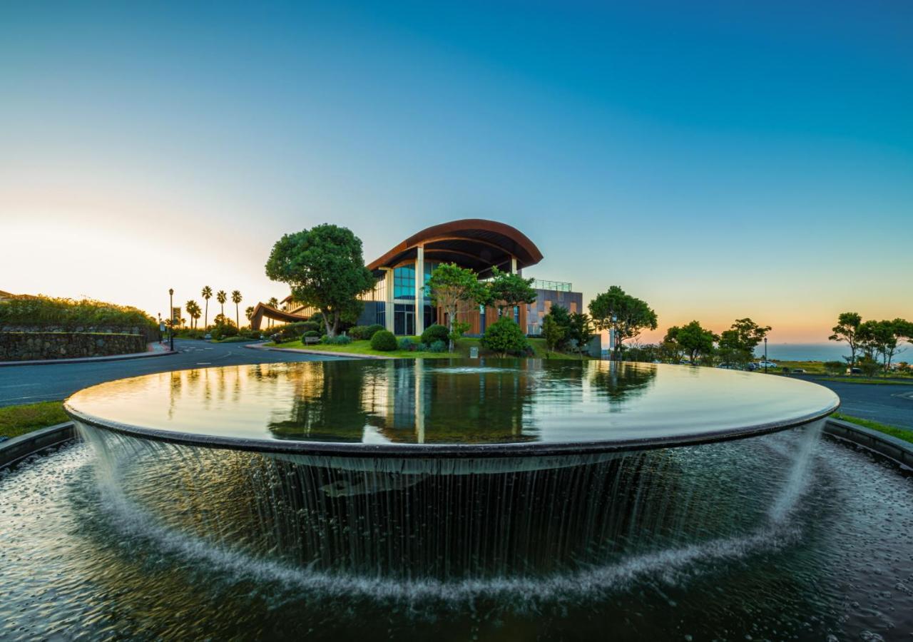 Camphortree Hotel And Resort 済州市 エクステリア 写真
