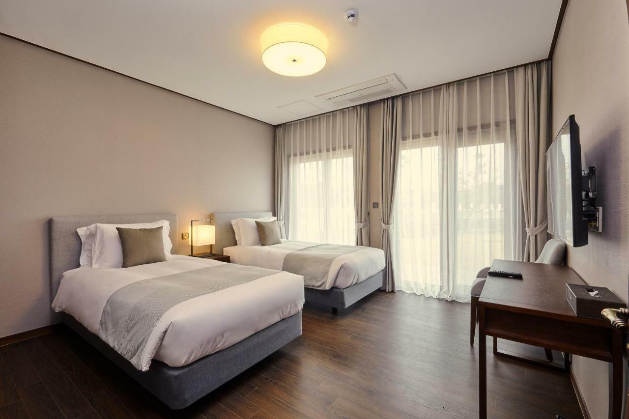 Camphortree Hotel And Resort 済州市 エクステリア 写真